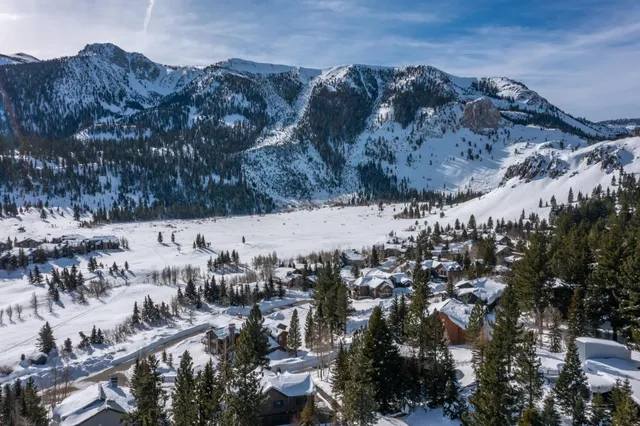 $2,950,000 | 370 Ranch Road, Unit 14, Mammoth Lakes, CA 93546