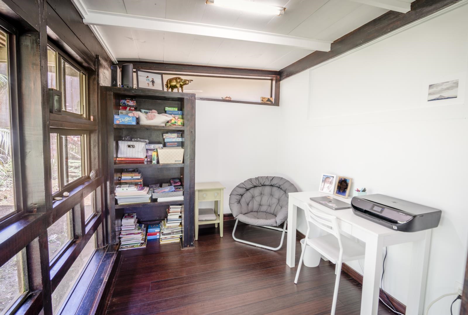 60 Lepo Place Haiku, HI 96708 - Photo 21 of 47 a living room with furniture and a wooden floor
