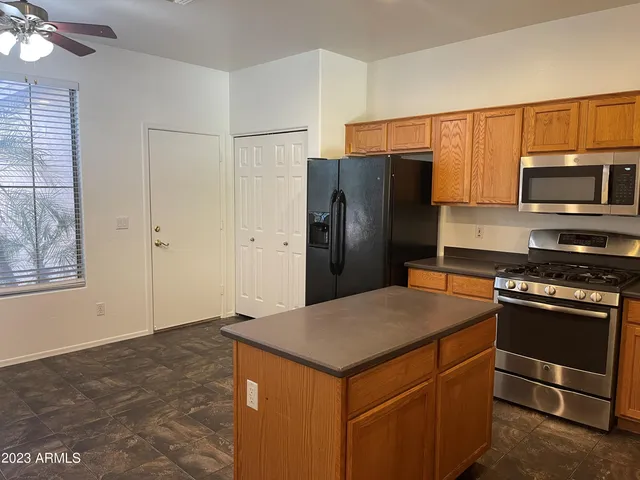 $1,945 | 4314 East Megan Street, Gilbert, AZ 85295