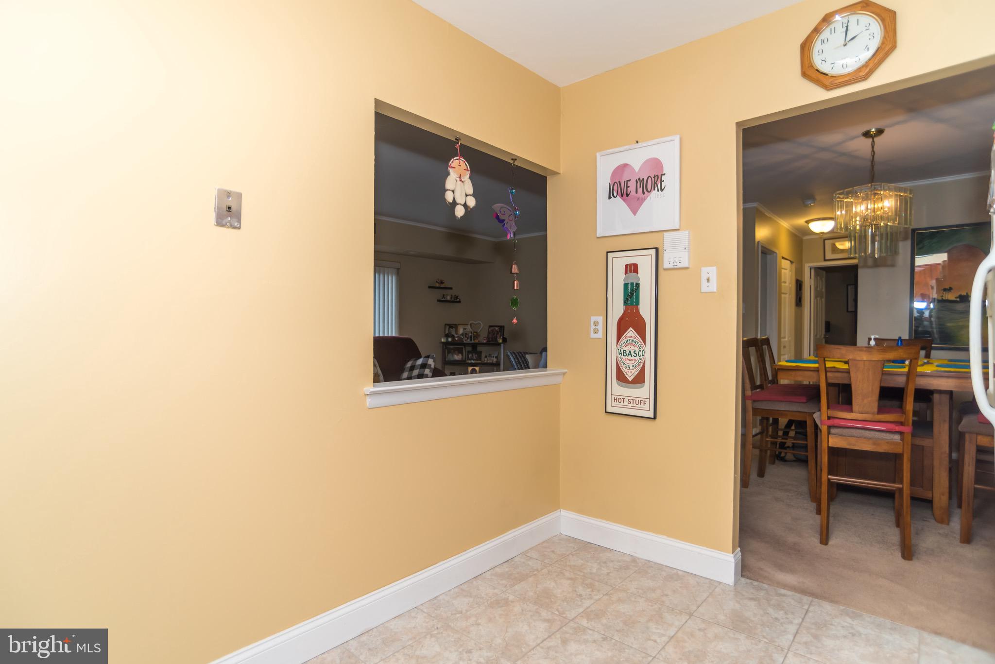 54304 Delaire Landing Road, Unit 304 Philadelphia, PA 19114 - Photo 6 of 29 Kitchen