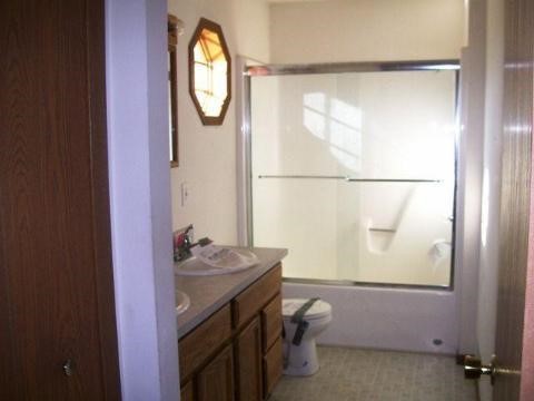 39238 Tyler Road Romulus, MI 48174 - Photo 5 of 11 273124-4.JPG