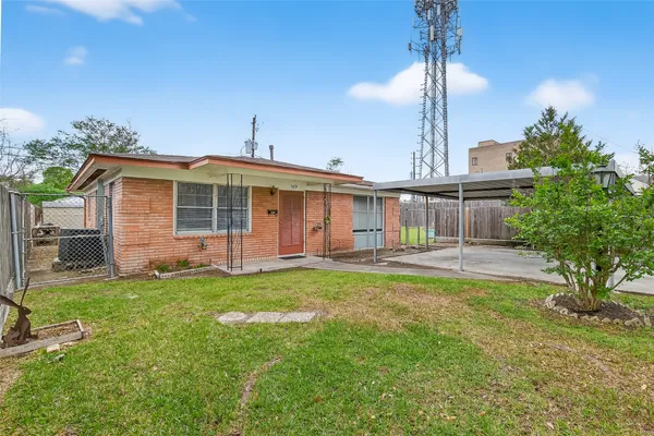 $1,800 | 3428 Bradford Street, Houston, TX 77025