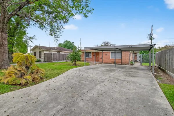 $1,800 | 3428 Bradford Street, Houston, TX 77025