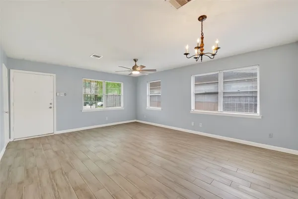 $1,800 | 3428 Bradford Street, Houston, TX 77025