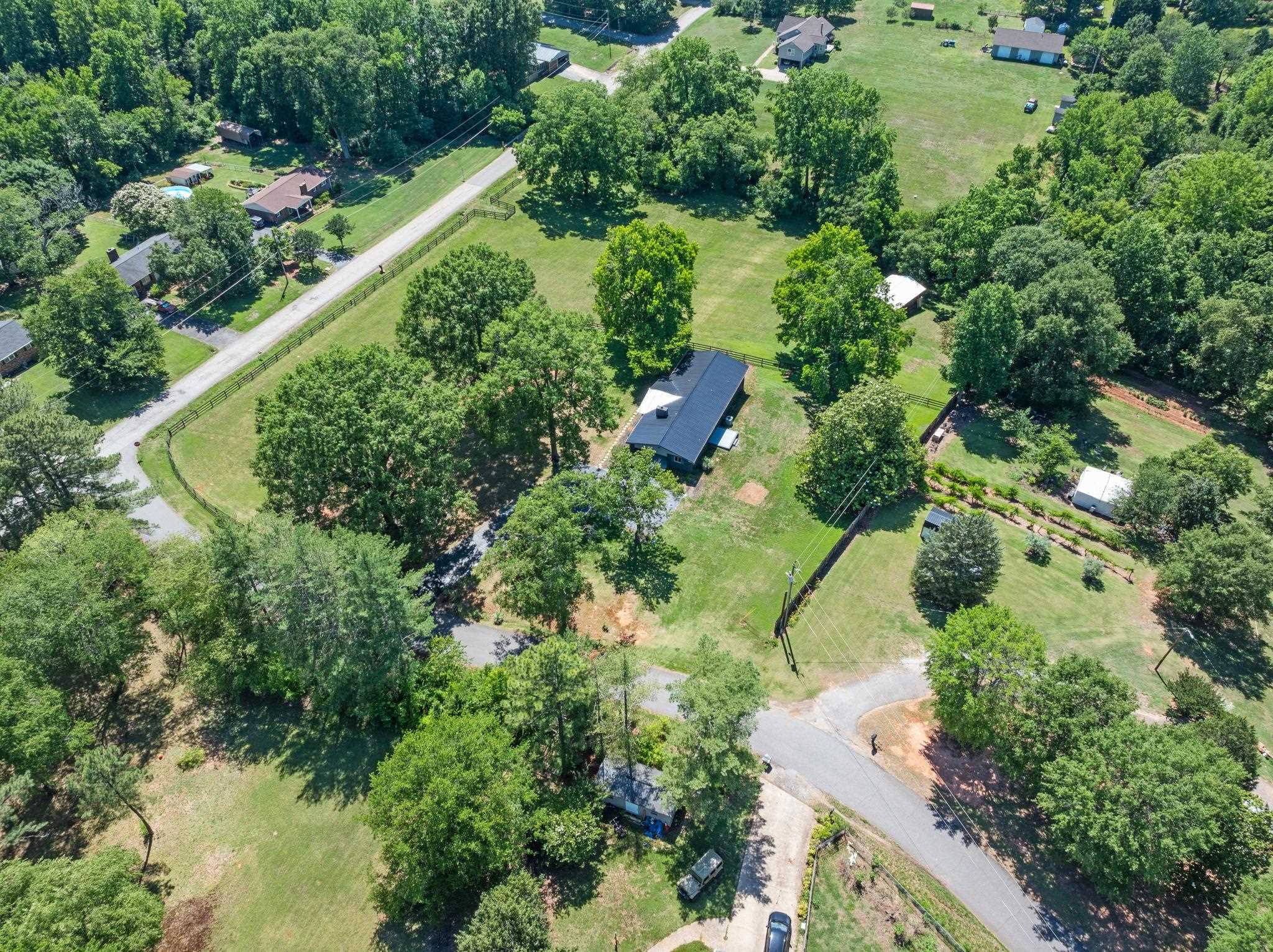 1064 Knollwood Acres Road Boiling Springs, SC 29316 - Photo 5 of 30