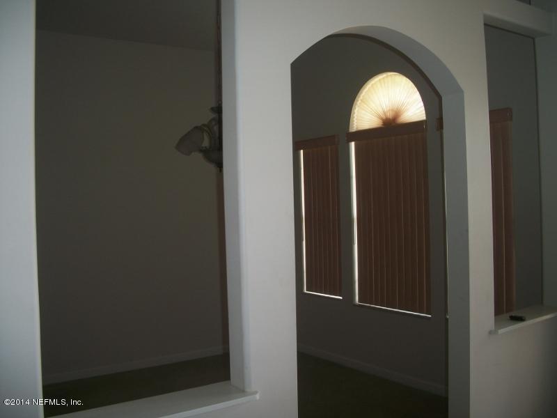 2695 Stratton Road Jacksonville, FL 32221 - Photo 3 of 18 101_0013 (800x600)