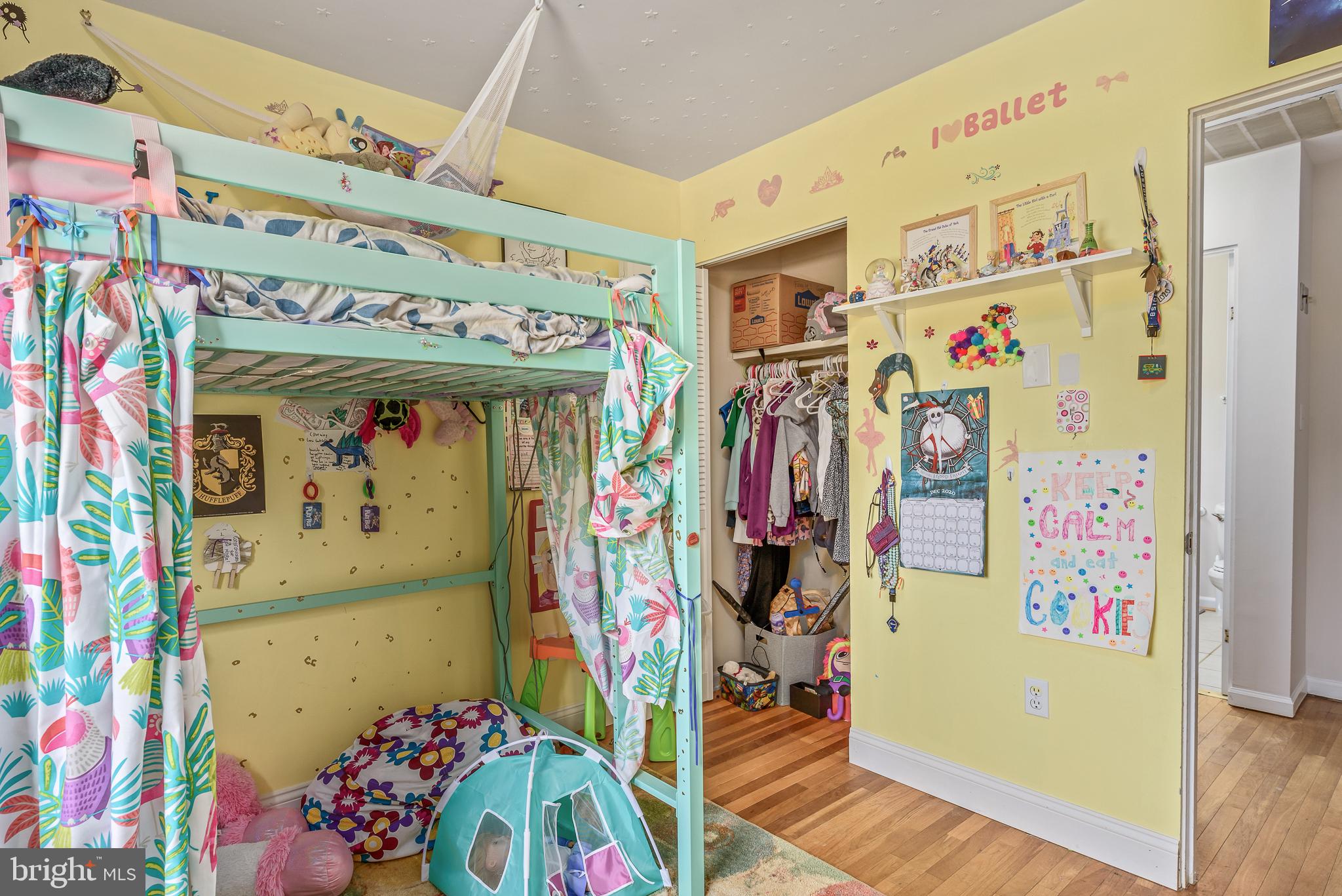 902 East Roanoke Road Sterling, VA 20164 - Photo 16 of 41 Gallery Image 16