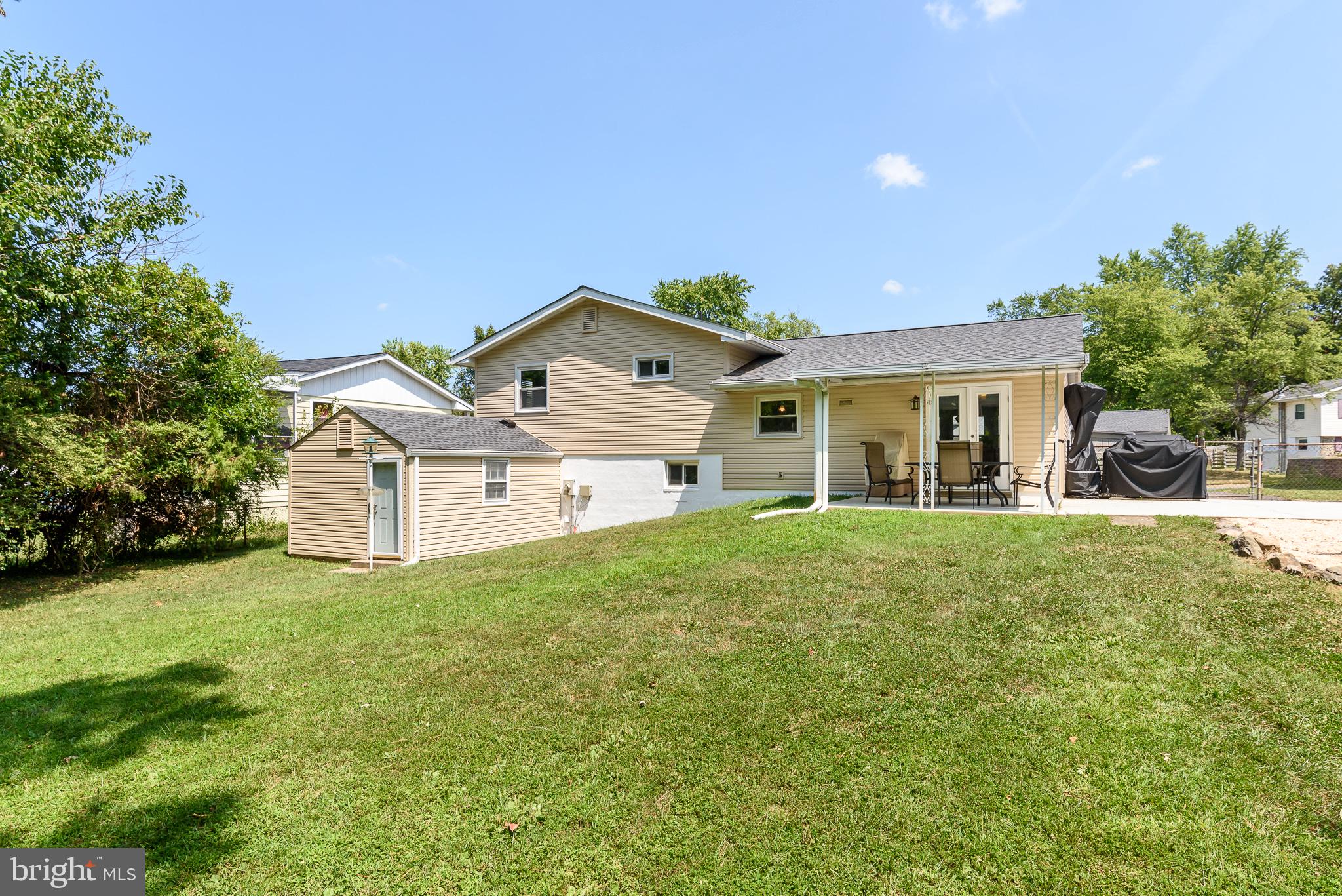 902 East Roanoke Road Sterling, VA 20164 - Photo 34 of 41 Gallery Image 34