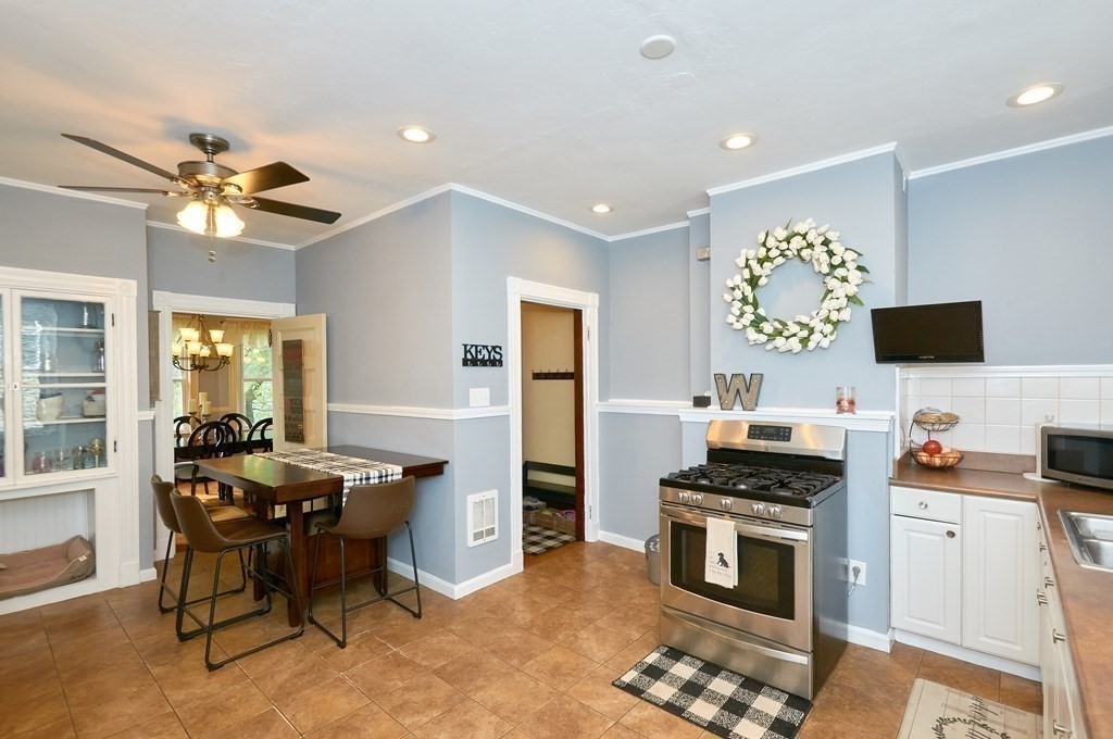 9 Fairfax Street, Unit 2 Boston, MA 02124 - Photo 14 of 29