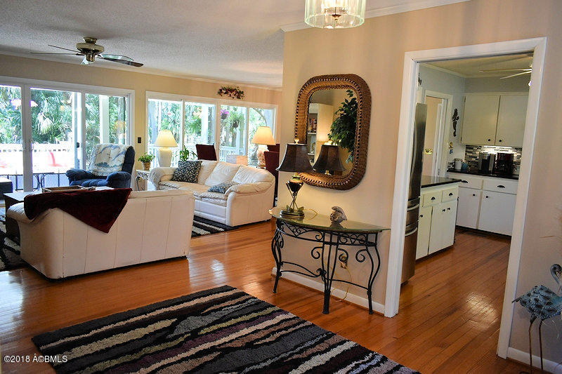 642 Dolphin Road Fripp Island, SC 29920 - Photo 11 of 27 Kitchen/Living Room