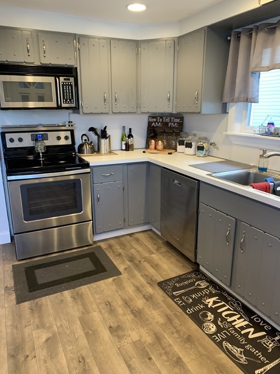 38 Pleasant Park Road Winthrop, MA 02152 - Photo 8 of 18 Gallery Image 8