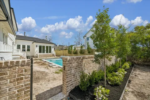 $2,400,000 | 1836 Cortlandt Street, Houston, TX 77008