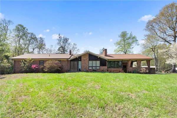 $590,000 | 9188 Highway 8, Lexington, NC 27292