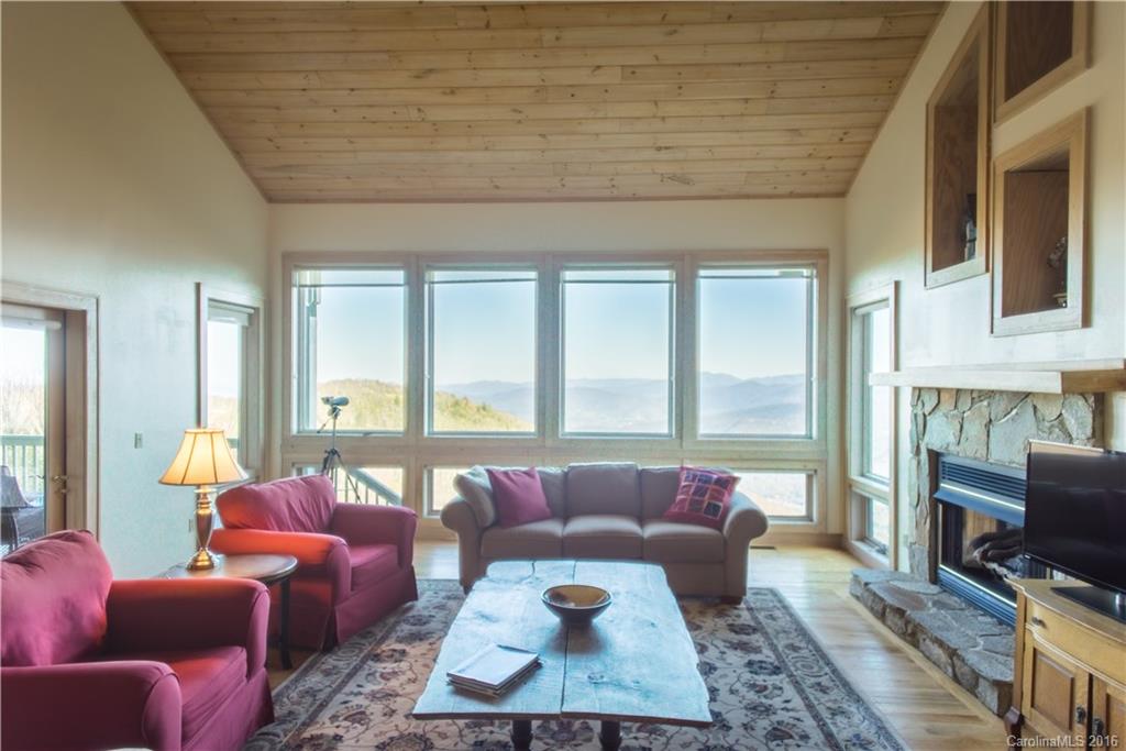 149 Grouse Point Road Maggie Valley, NC 28751 - Photo 3 of 24 Gallery Image 3