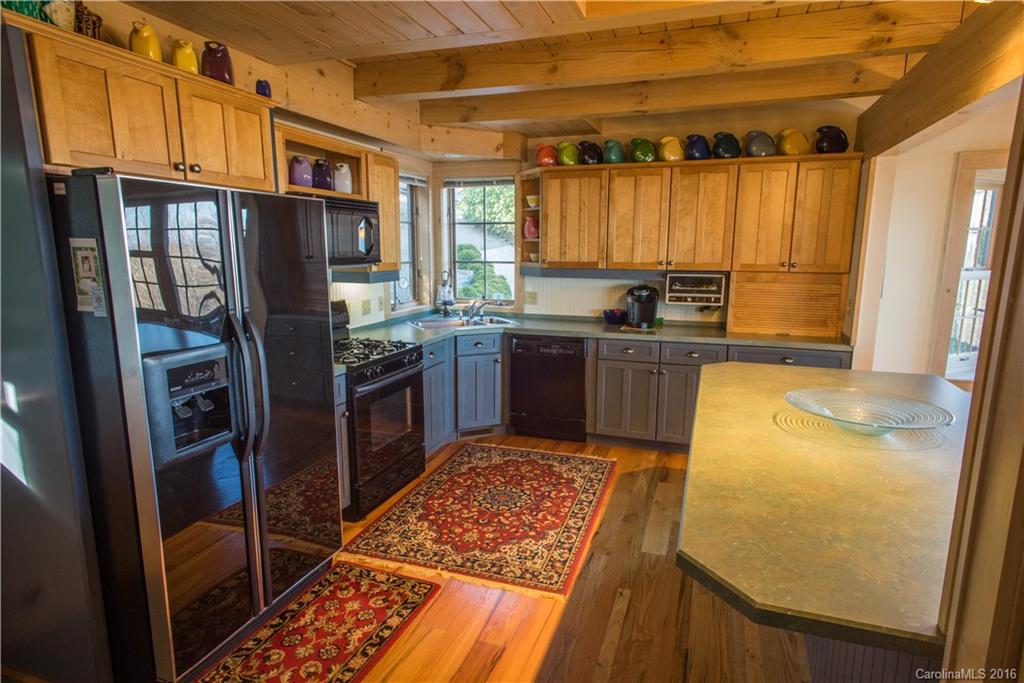 149 Grouse Point Road Maggie Valley, NC 28751 - Photo 9 of 24 Gallery Image 9