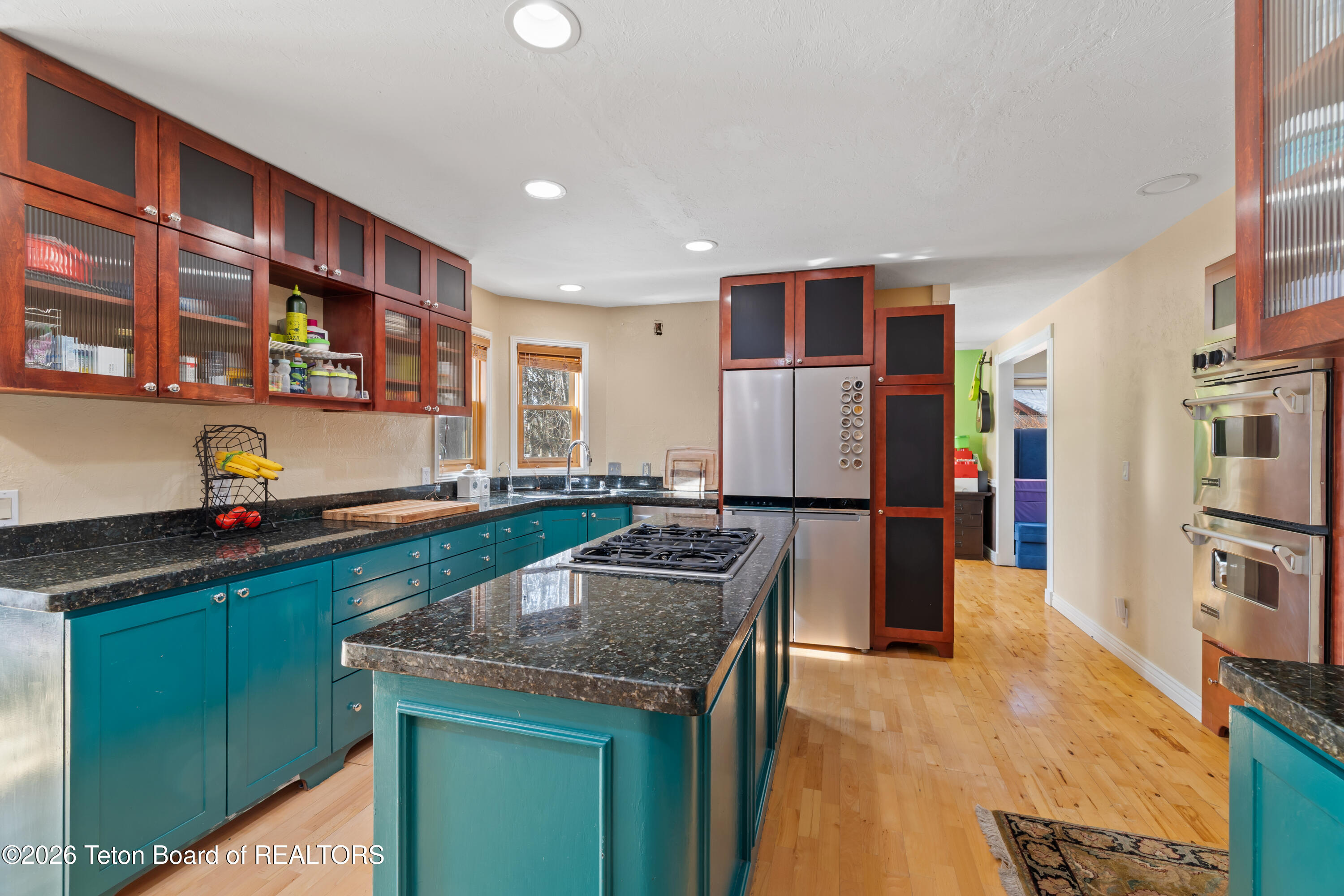 3017 Rangeview Drive Jackson, WY 83001 - Photo 9 of 26 9 Kitchen