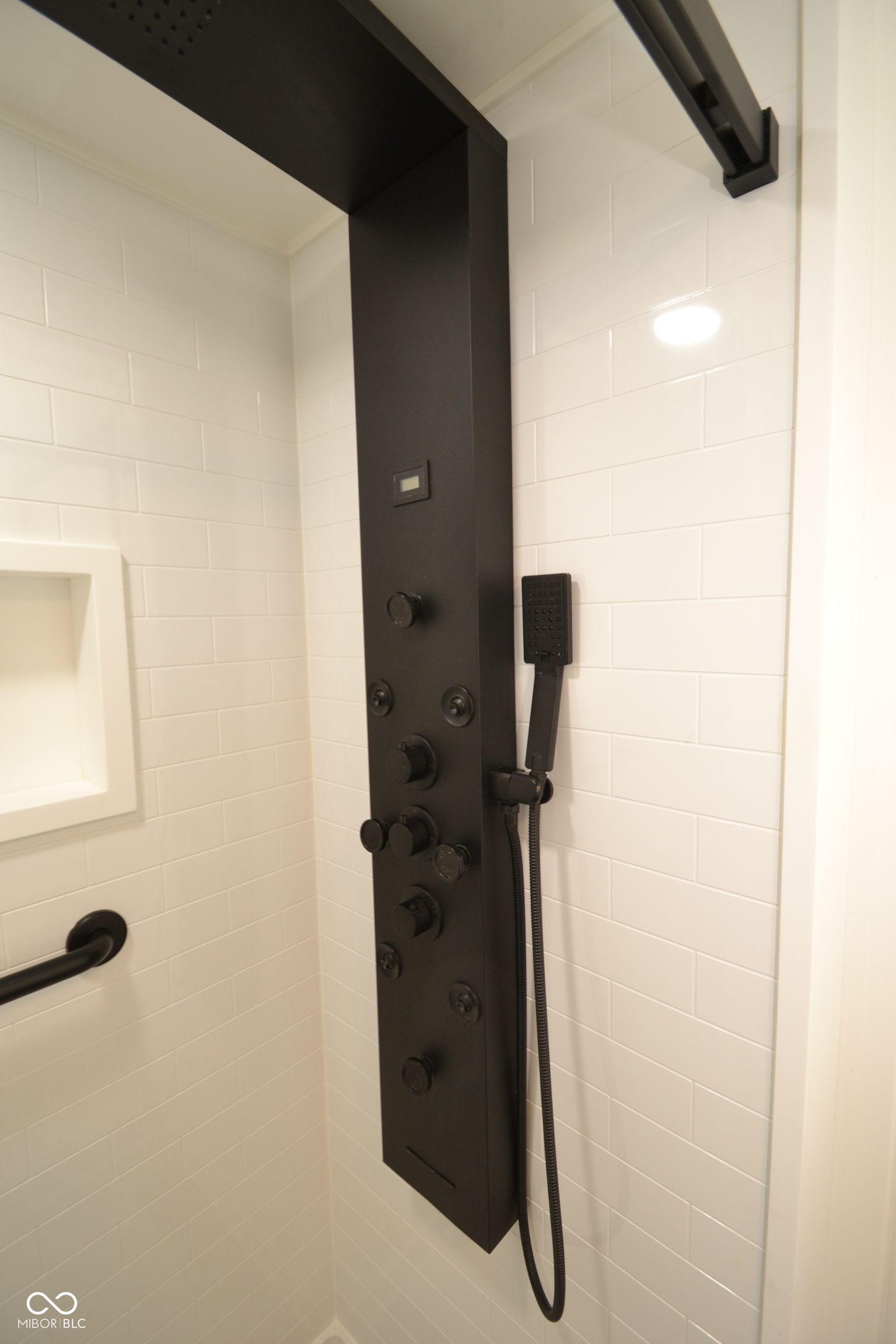 608 Mill Street Tipton, IN 46072 - Photo 9 of 39