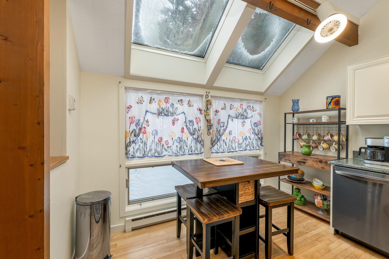 42 Point Breeze Road Wolfeboro, NH 03894 - Photo 12 of 41