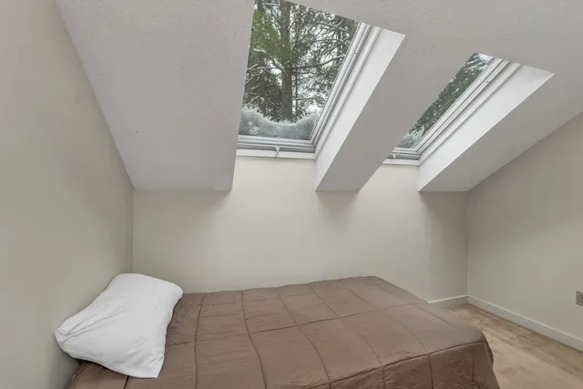 $850,000 | 42 Point Breeze Road, Wolfeboro, NH 03894