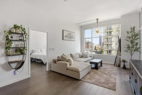 $645,000 | 530 K Street, Unit 1015, San Diego, CA 92101