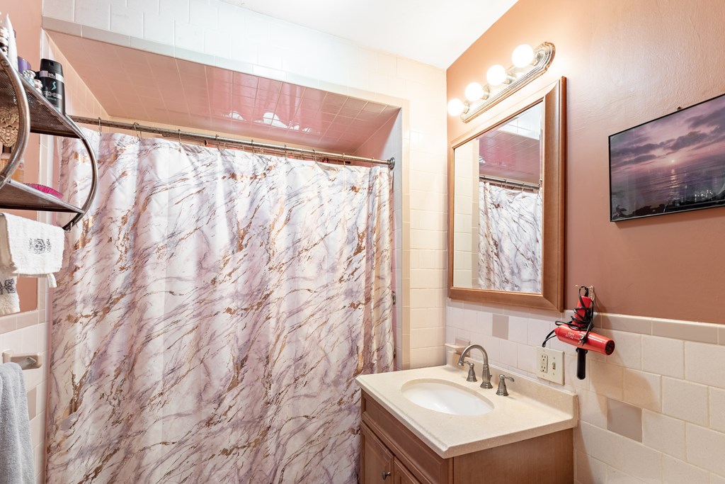 37-39 Glendale Street Everett, MA 02149 - Photo 9 of 27