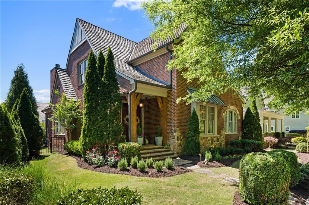 7295 Samples Field Road Cumming, GA 30040 - Photo 15 of 17