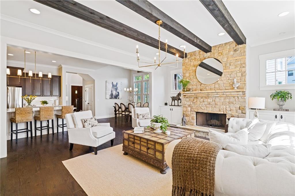 7295 Samples Field Road Cumming, GA 30040 - Photo 3 of 17