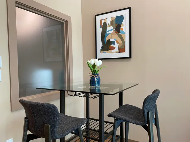 $2,071 | 83 Hanover Street, Unit 206, Manchester, NH 03101