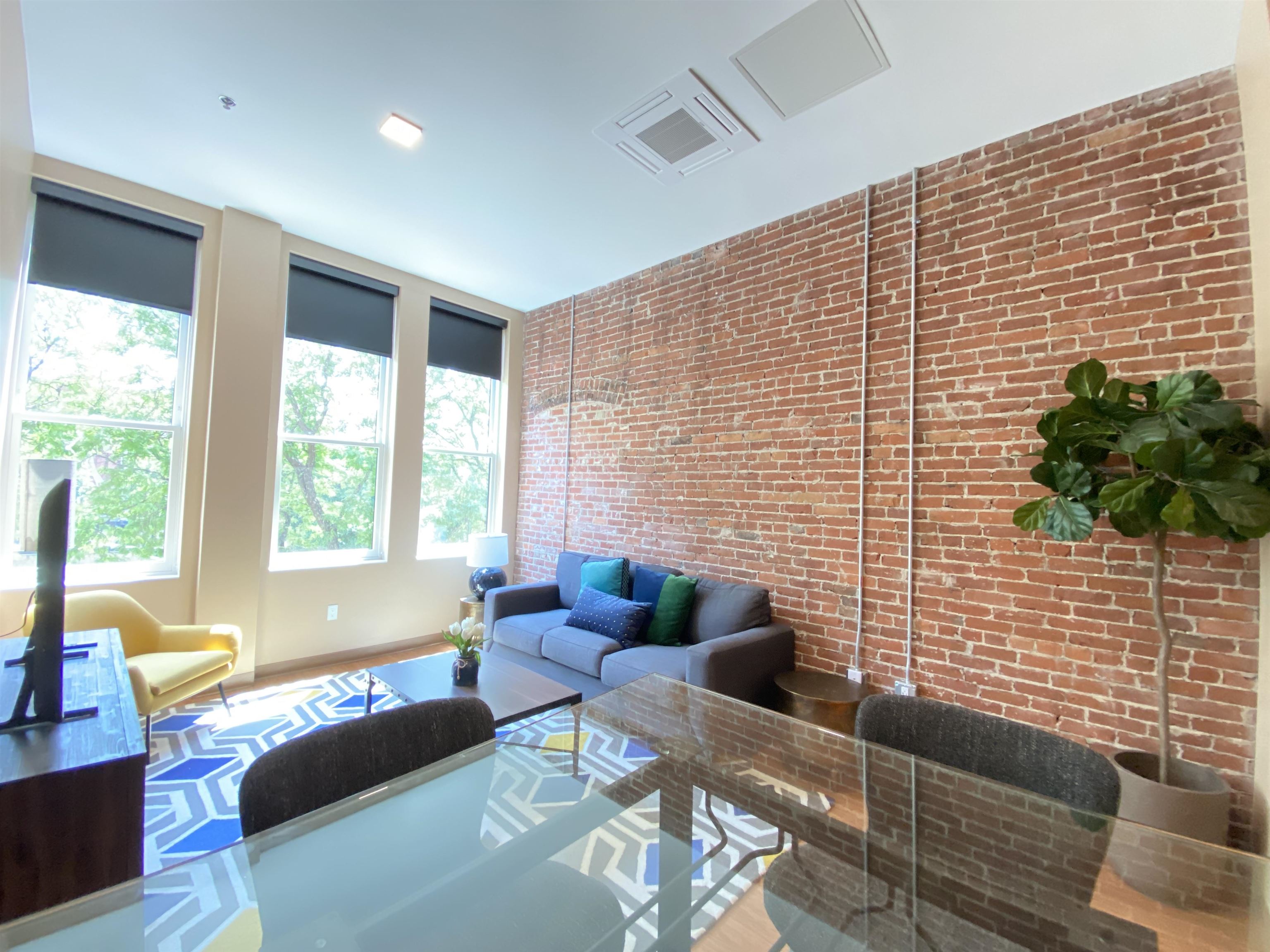 83 Hanover Street, Unit 206 Manchester, NH 03101 - Photo 27 of 45