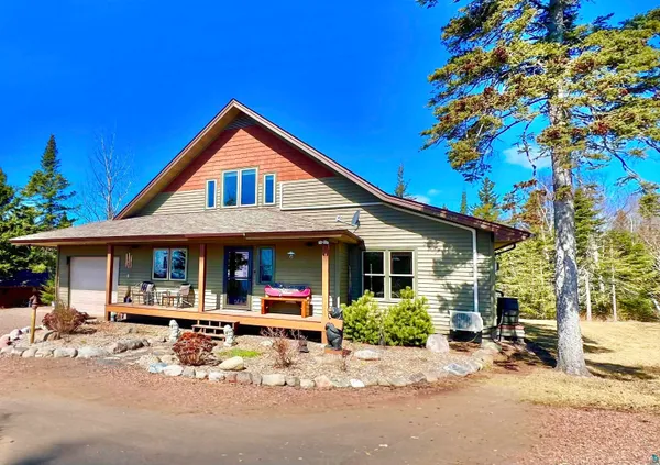 $889,000 | 21 Turnagain Trail, Lutsen, MN 55612