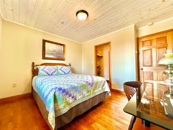$889,000 | 21 Turnagain Trail, Lutsen, MN 55612