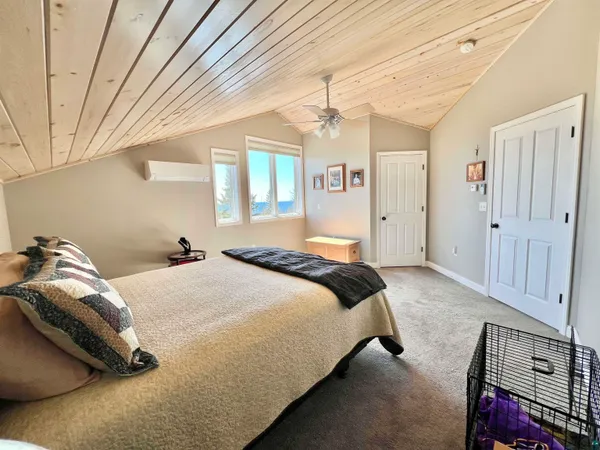 $889,000 | 21 Turnagain Trail, Lutsen, MN 55612