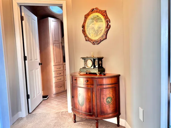$889,000 | 21 Turnagain Trail, Lutsen, MN 55612
