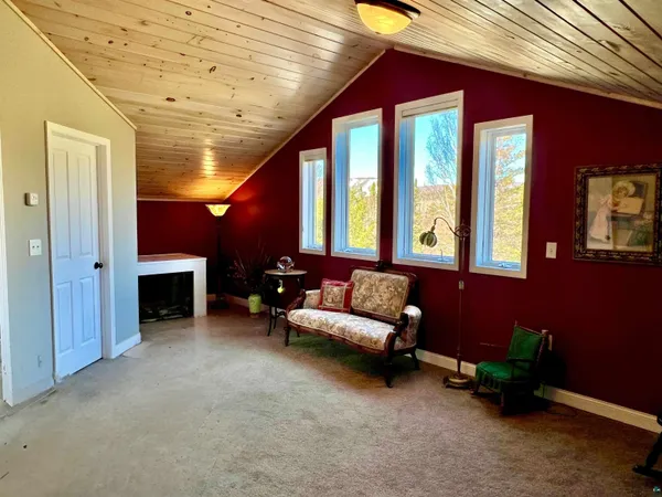 $889,000 | 21 Turnagain Trail, Lutsen, MN 55612