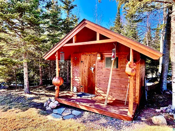 $889,000 | 21 Turnagain Trail, Lutsen, MN 55612