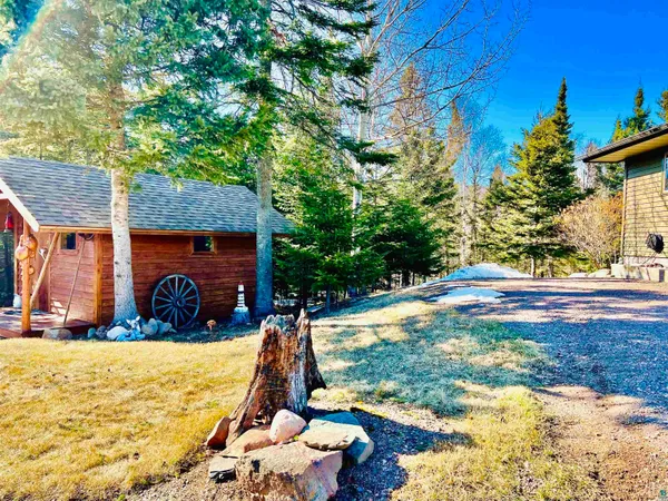 $889,000 | 21 Turnagain Trail, Lutsen, MN 55612