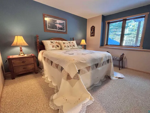$889,000 | 21 Turnagain Trail, Lutsen, MN 55612