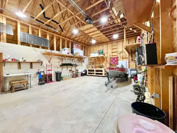 $889,000 | 21 Turnagain Trail, Lutsen, MN 55612