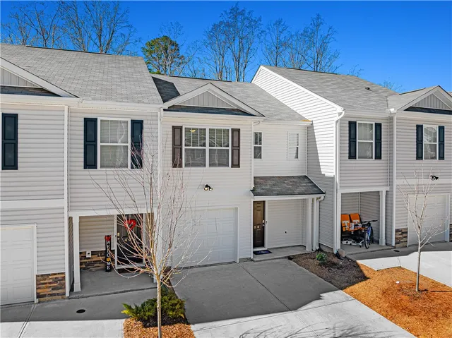 $218,000 | 404 Oakmont Valley Trail, Seneca, SC 29678