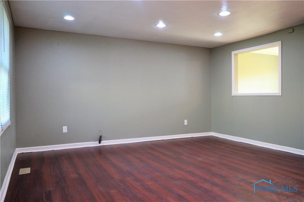 836 Burke Glen Road Toledo, OH 43607 - Photo 14 of 14 Gallery Image 14