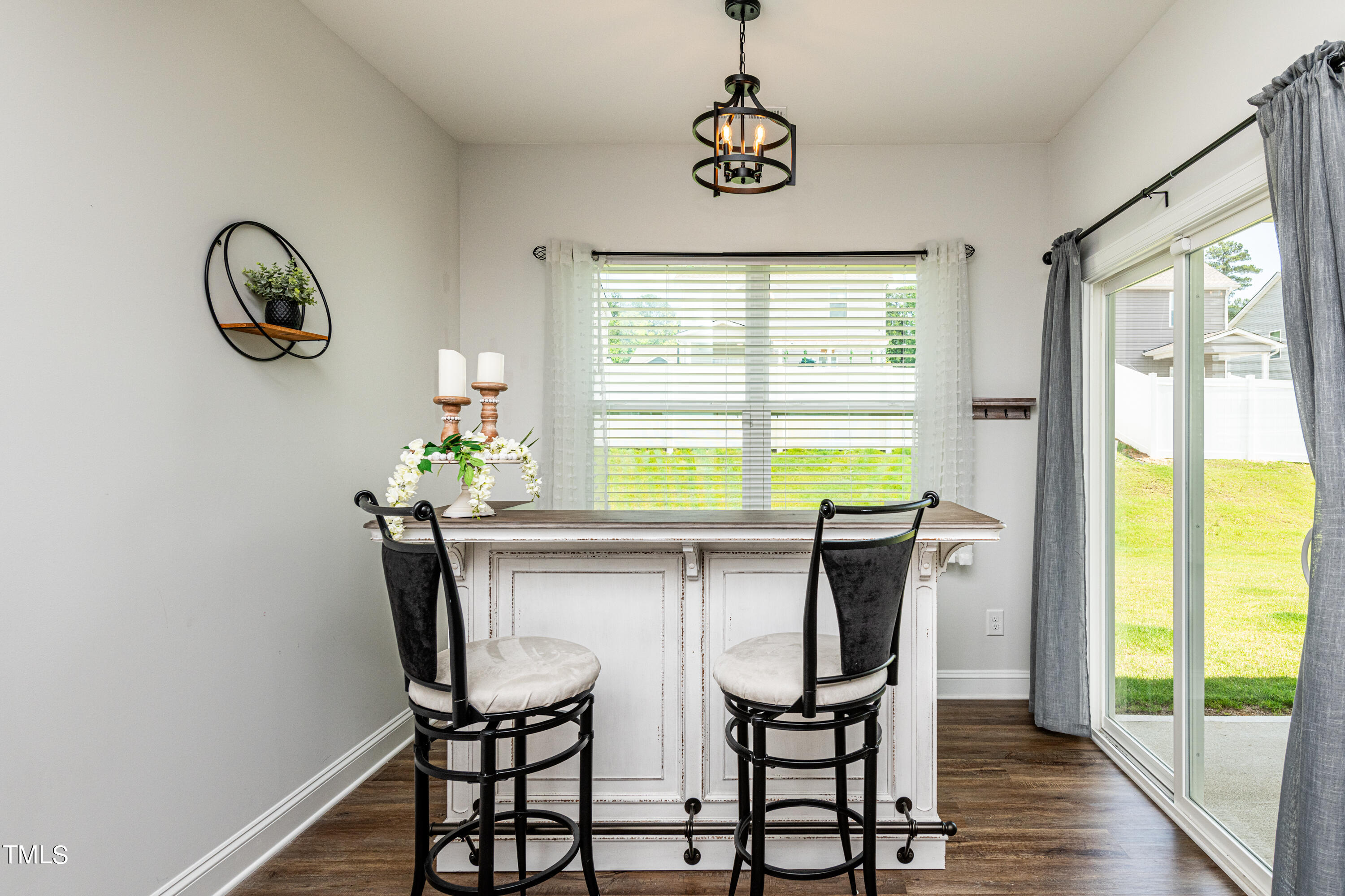 7400 Cornett Way Raleigh, NC 27604 - Photo 21 of 36 021_Breakfast Area