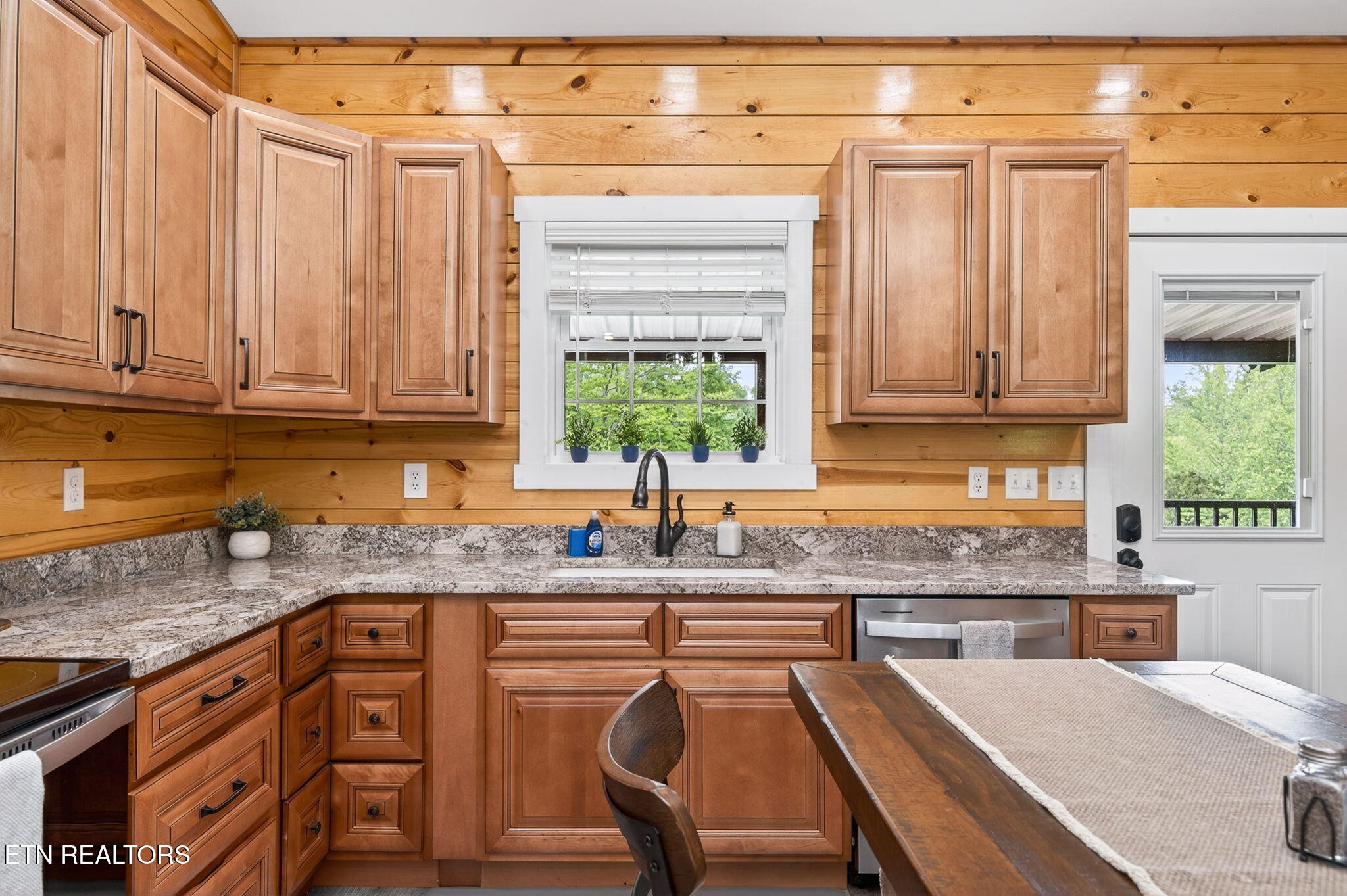 5218 Turney Groce Road Byrdstown, TN 38549 - Photo 25 of 47 31-web-or-mls-5218 Turney Groce Rd_087_T