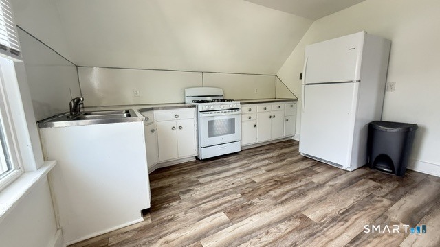 84 Alcove Street, Unit 3 Meriden, CT 06451 - Photo 10 of 21