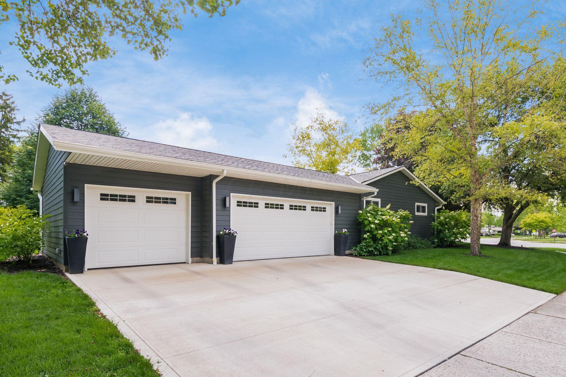2356 Haviland Road Columbus, OH 43220 - Photo 3 of 31 003_er Arlington OH 43220 USA