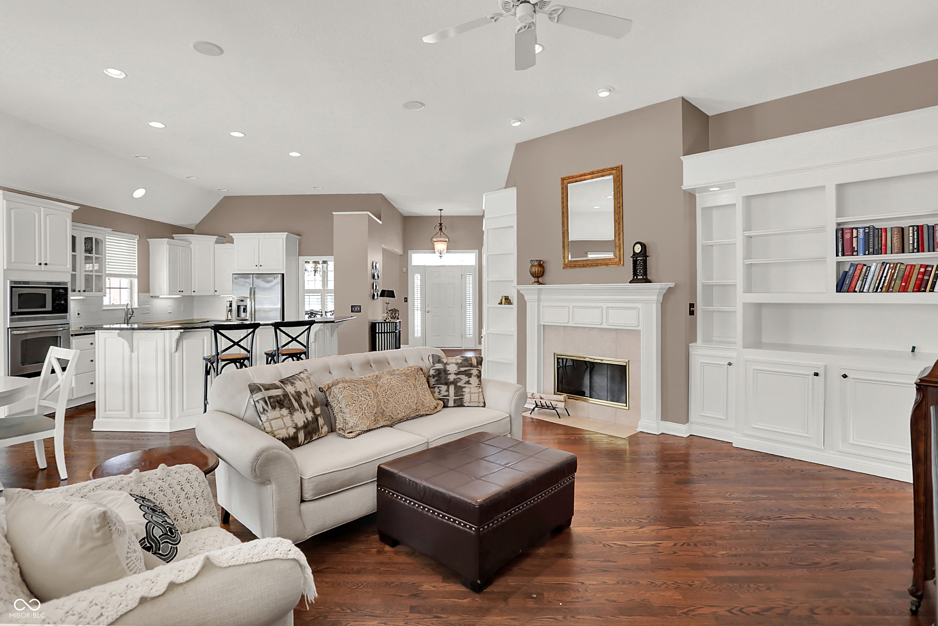 11025 Innisbrooke Lane Fishers, IN 46037 - Photo 15 of 44