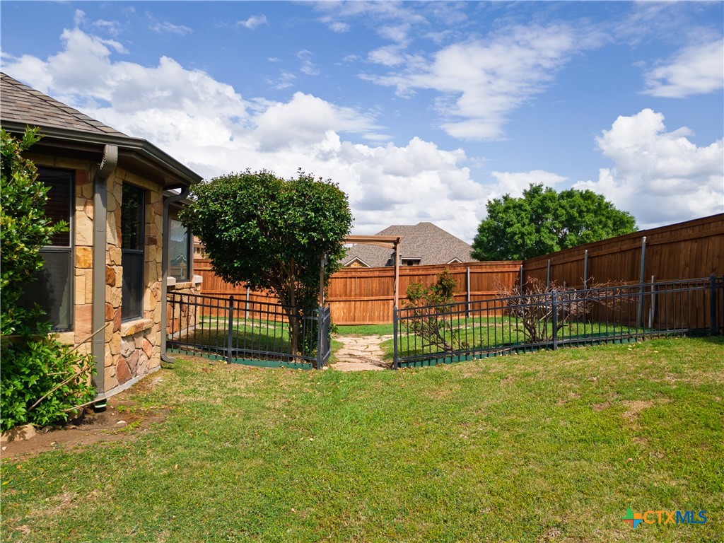 8001 Ridgeway Court Nolanville, TX 76559 - Photo 43 of 48