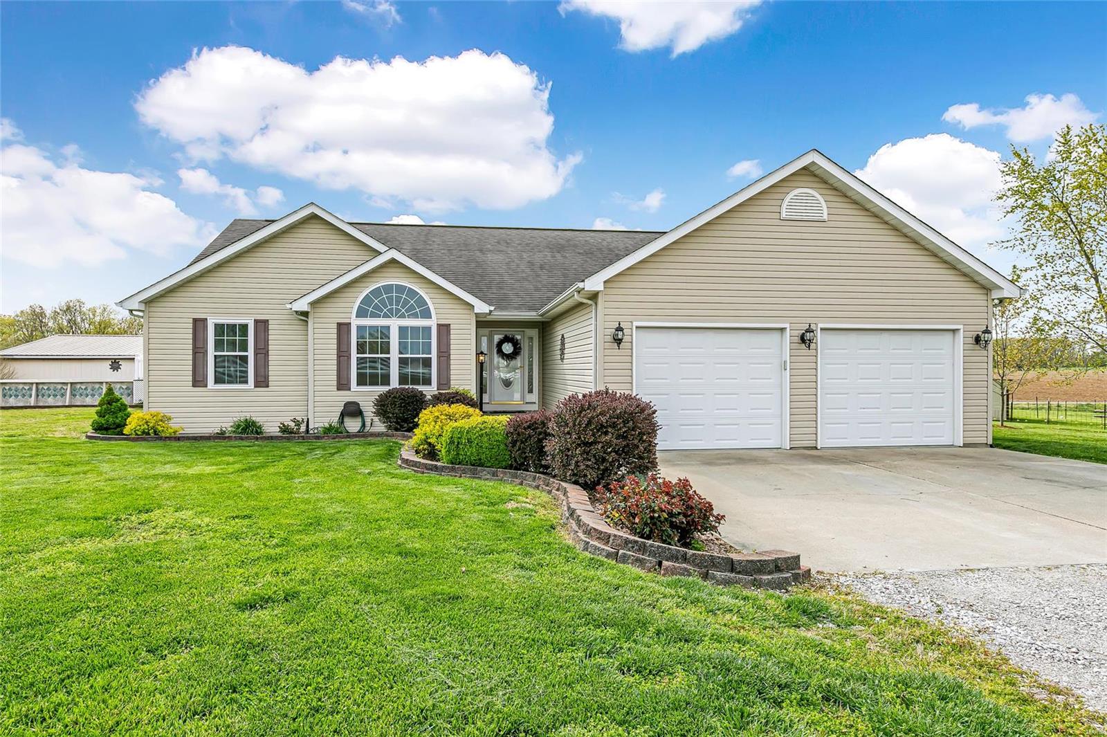 3286 State Rte 155 Prairie du Rocher, IL 62277 - Photo 1 of 53