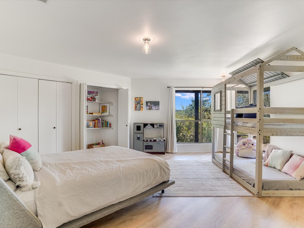 1302 Wild Basin Landing Austin, TX 78746 - Photo 13 of 22 large bedroom 3 -sleeps 4