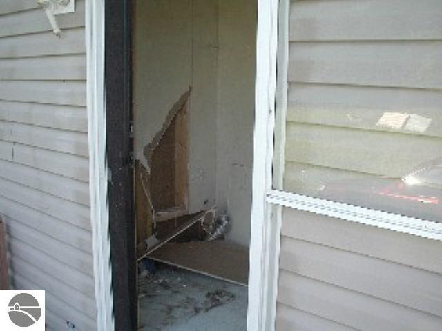4469 Chandler Road Boon, MI 49618 - Photo 7 of 9 1650235-6.JPG