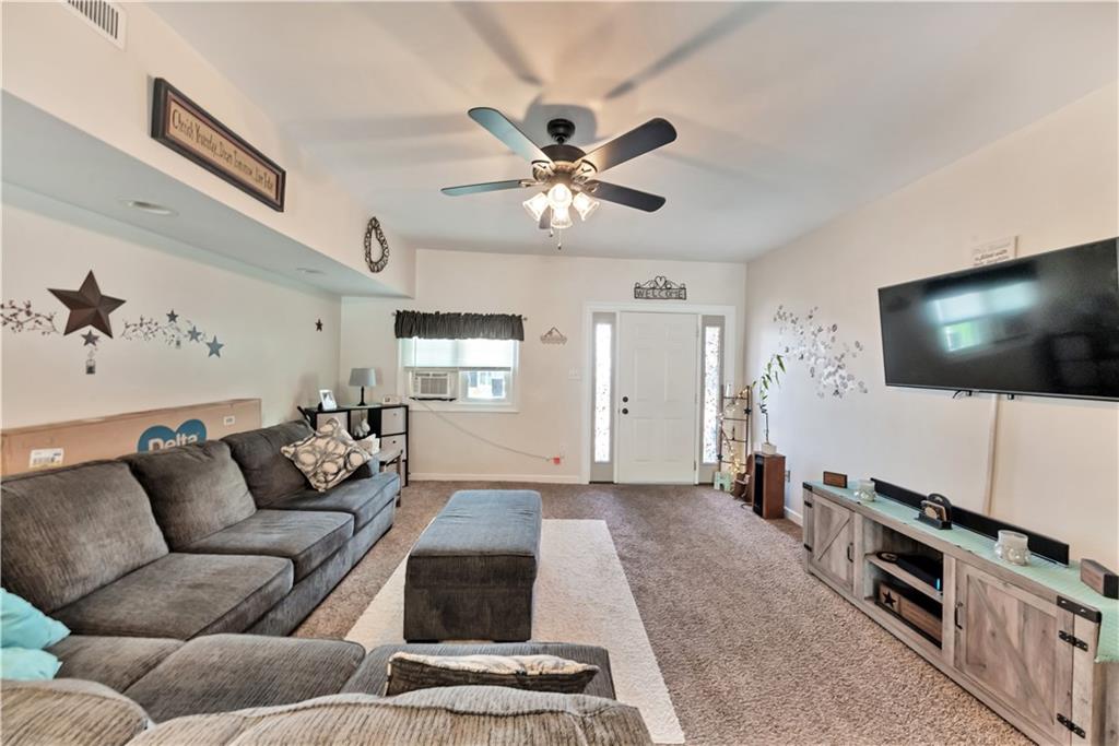 119 Atlas Avenue East Rochester, PA 15074 - Photo 8 of 14 Gallery Image 8